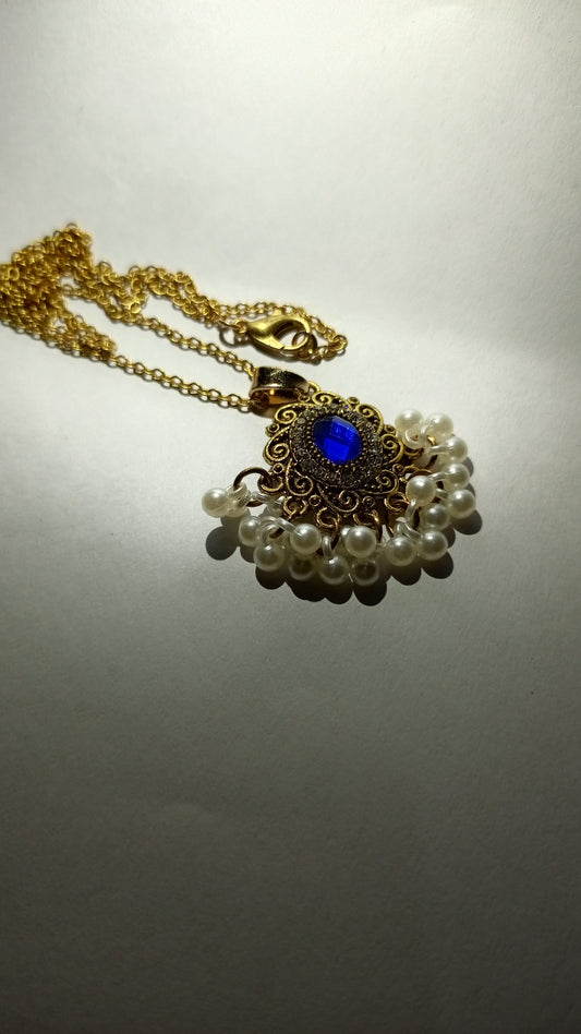 Royal Blue & Gold Pearl Jewelry Set – Necklace & Earring Studs